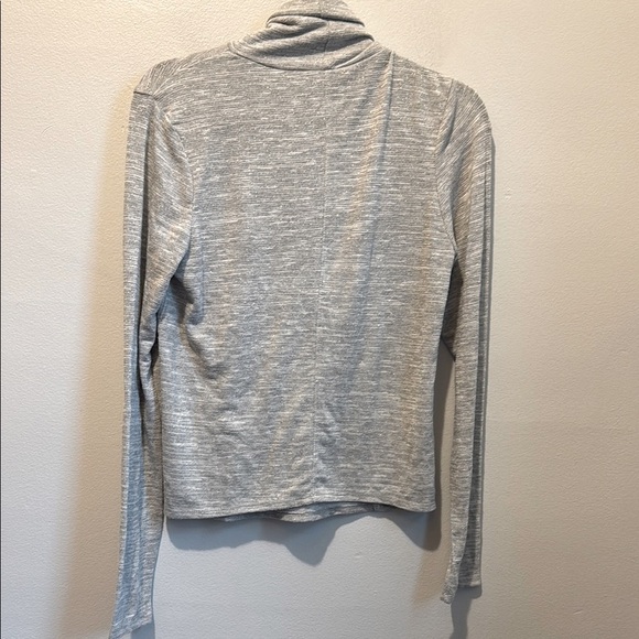 Universal Thread medium Gray Cowl Neck Sweater Fine-Knit - Picture 7 of 8